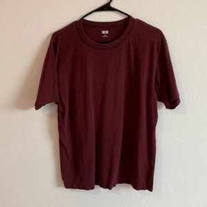 Uniqlo t-shirt